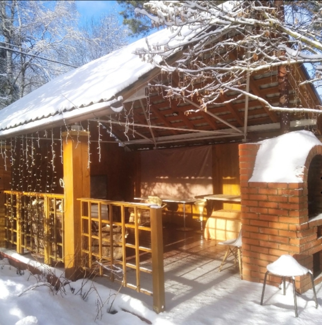 Частный дом Домик с Баней в Саду