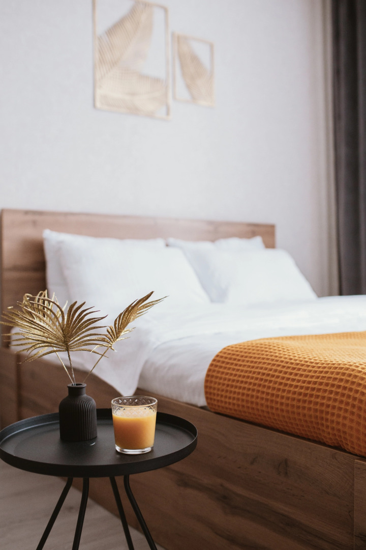 Апартаменты с Видом на Город и Парк в Спальном Районе