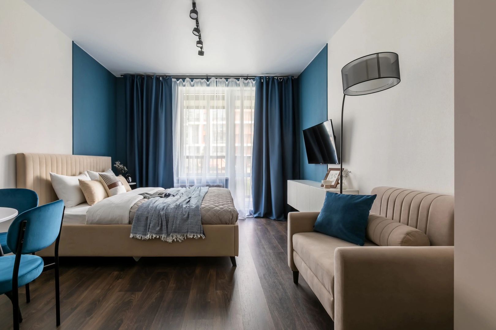 Апартаменты MyhomeYourhome на Фарфоровской Д7 к1