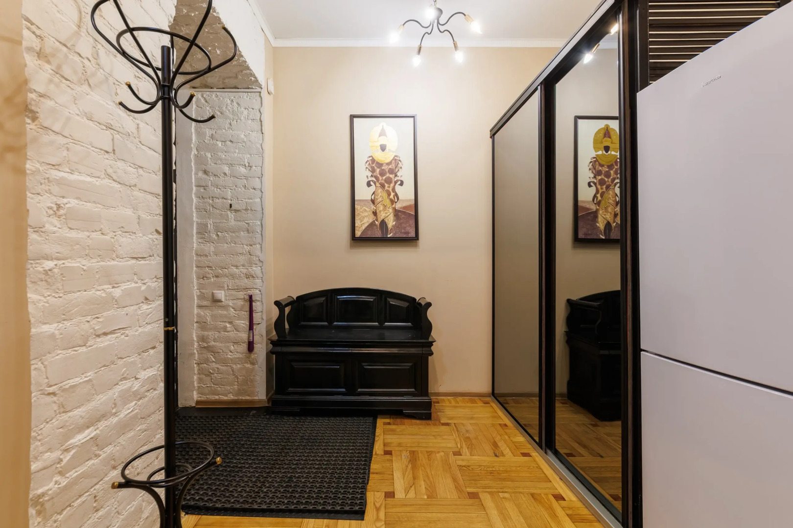 Апартаменты Лофт у Площади Восстания 2 спальни