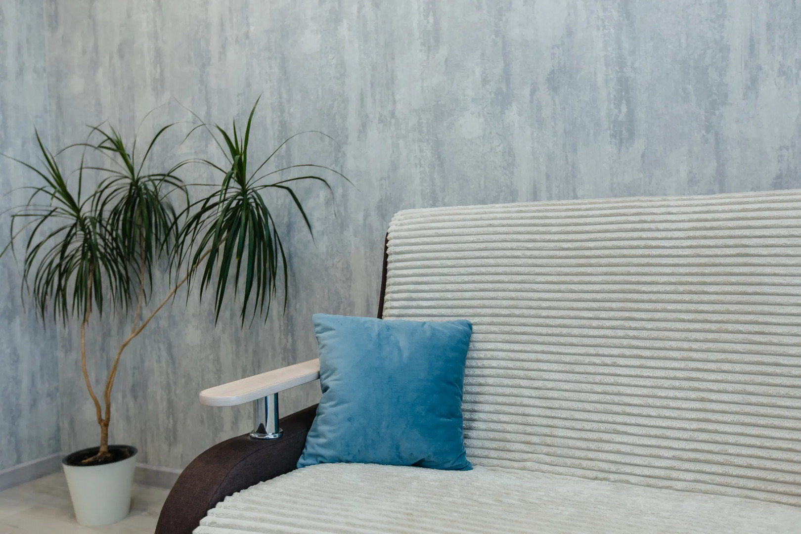 Квартира Комфортная Двухкомнатная с Видом на Реку