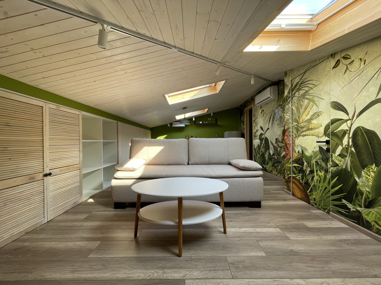 Апартаменты Тропики  MoreAparts