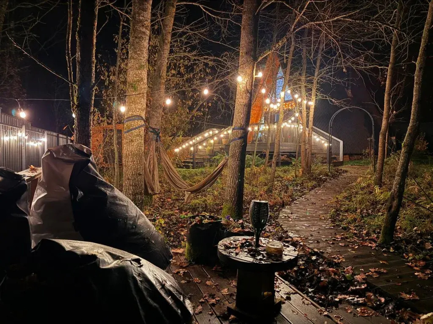 Частный дом с баней в лесу на берегу Истринского водохранилища