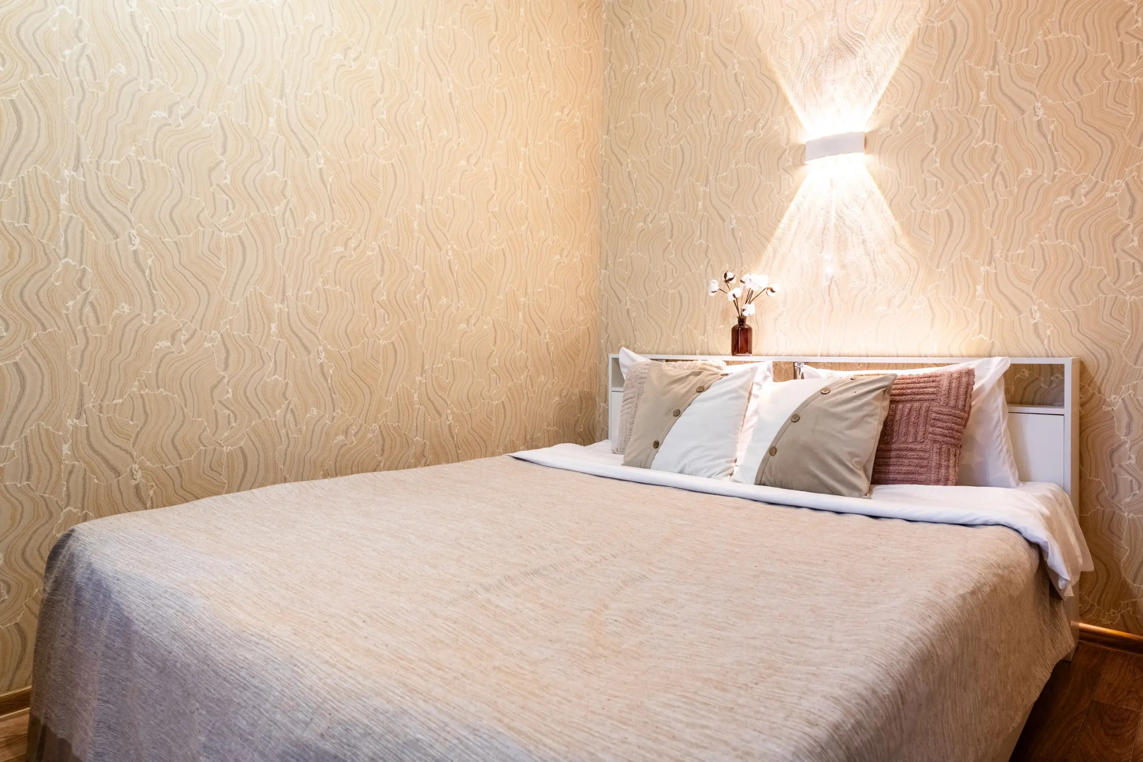 Квартира Просторная двухкомнатная на Каховской