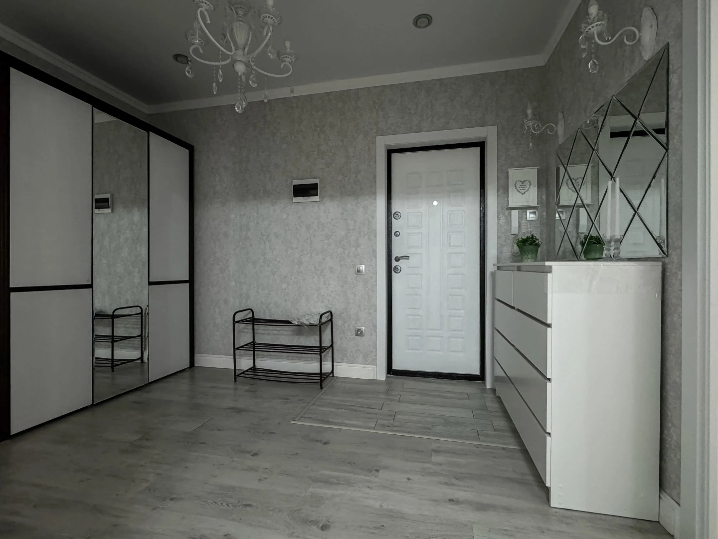 Квартира Green Fox 3-комнатная. 15 минут до центра