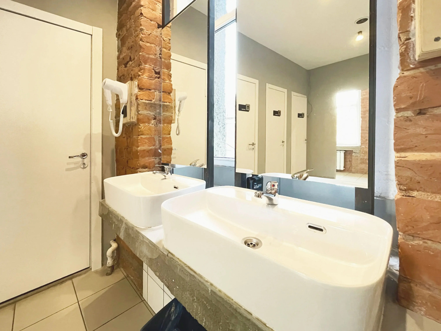 Хостел A4 Capsules