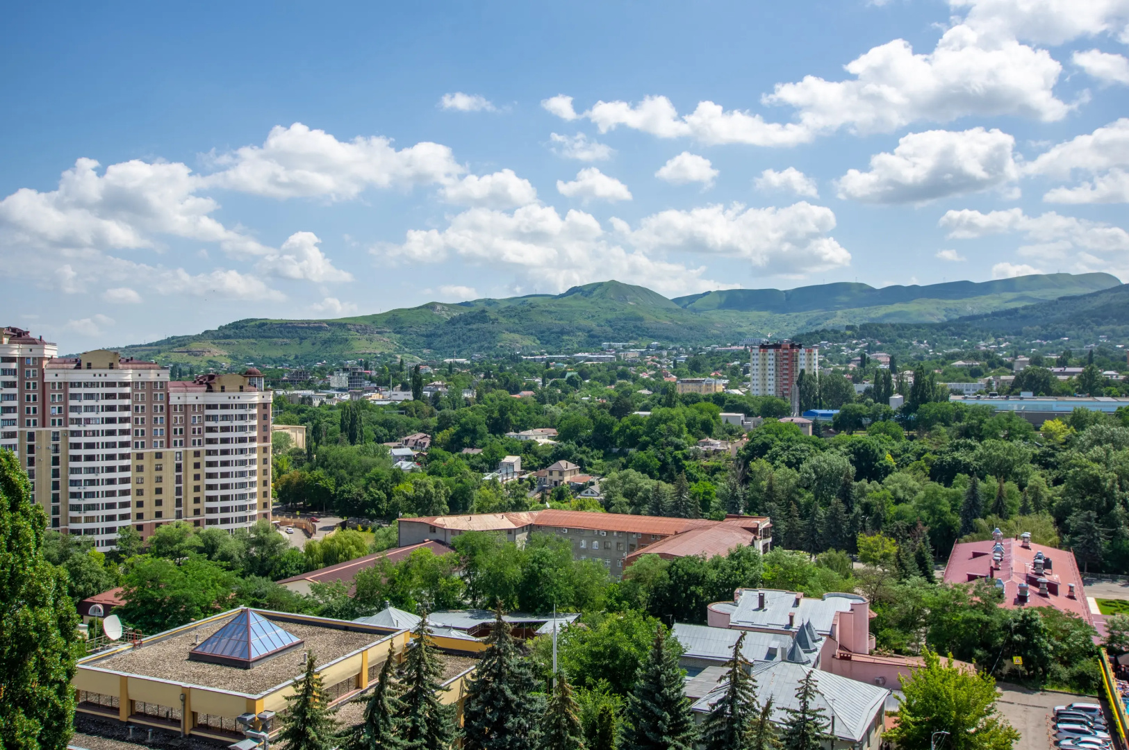 Квартира Красота спасет мир