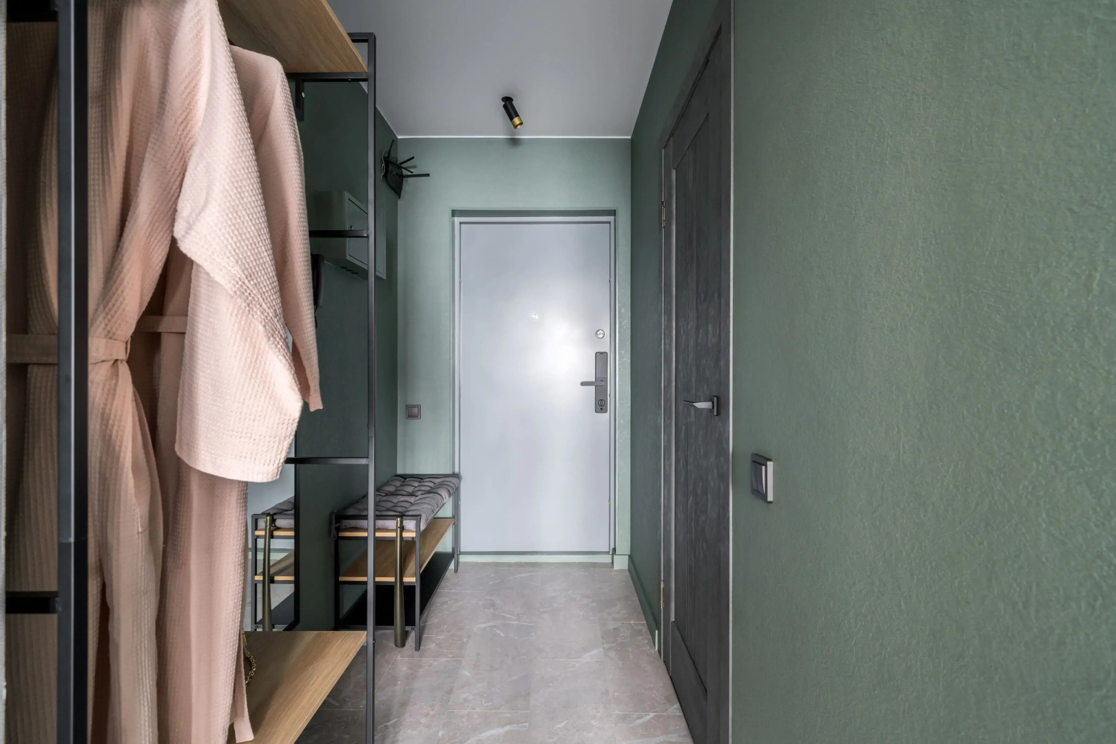 Апартаменты в Лыжном переулке рядом с Васильевским островом