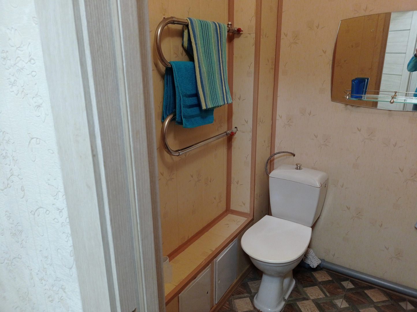 Апартаменты на Хутынской