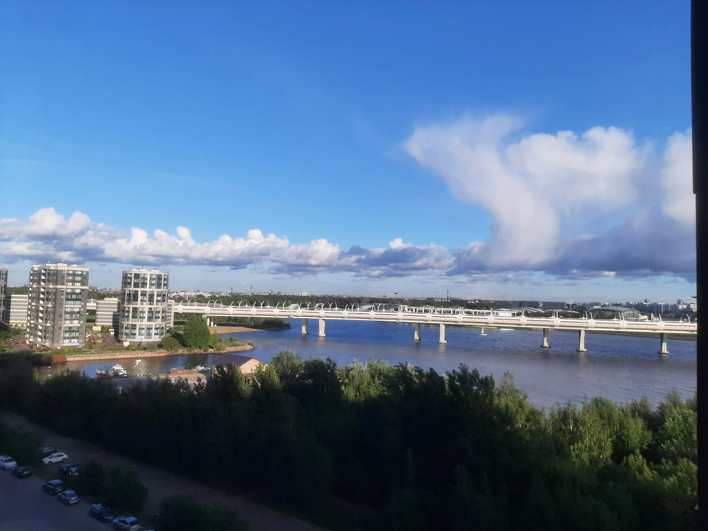 Квартира с панорамным видом на залив