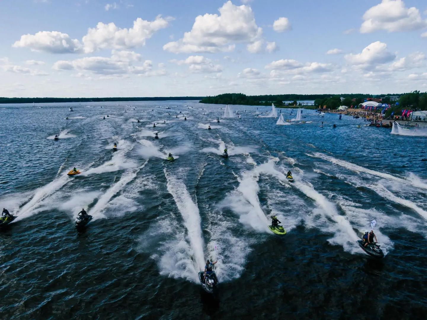 Отель Конаково Ривер Клаб