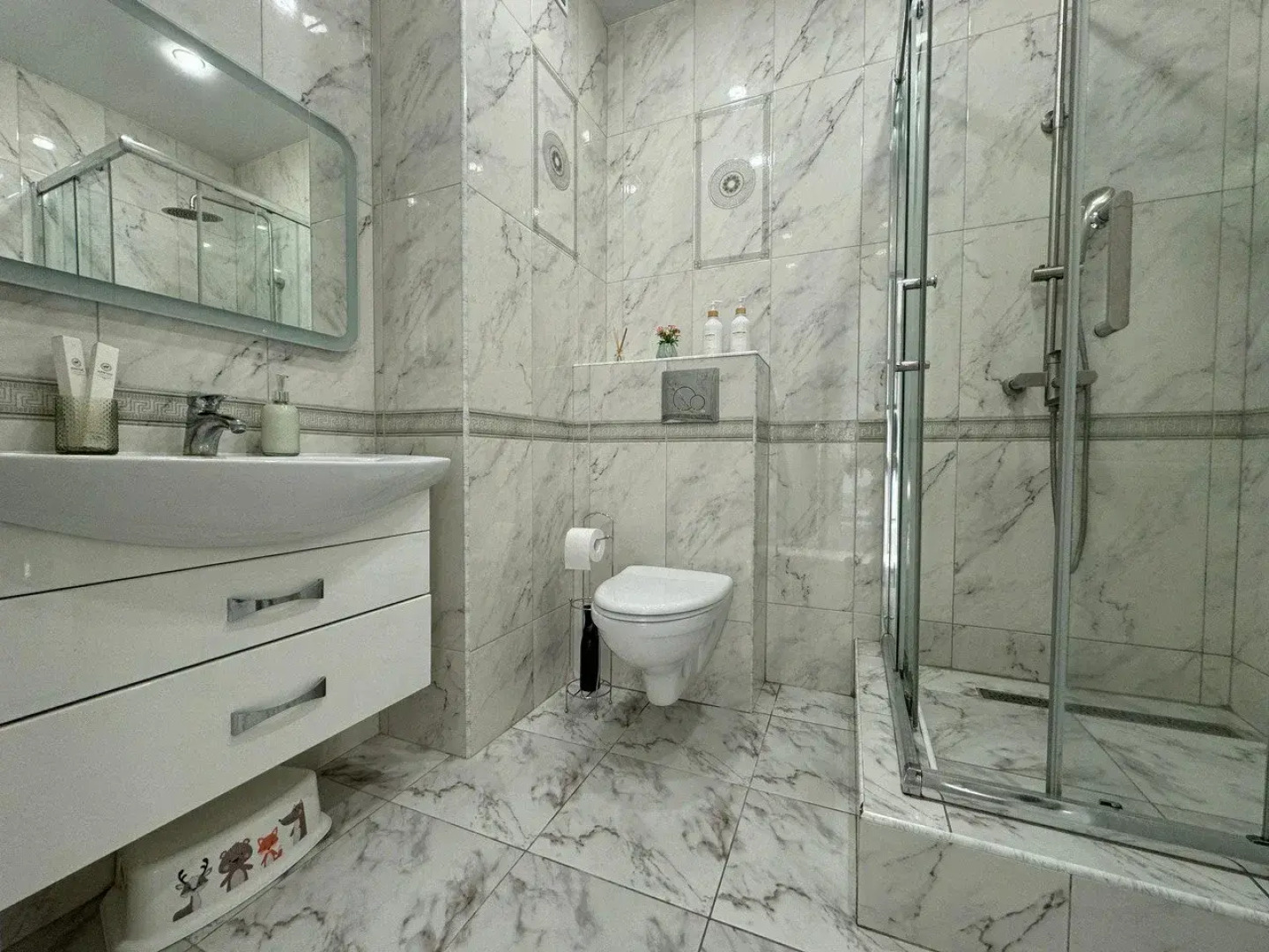 Квартира Уютная квартира с большой детской площадкой в самом сердце Тюмени