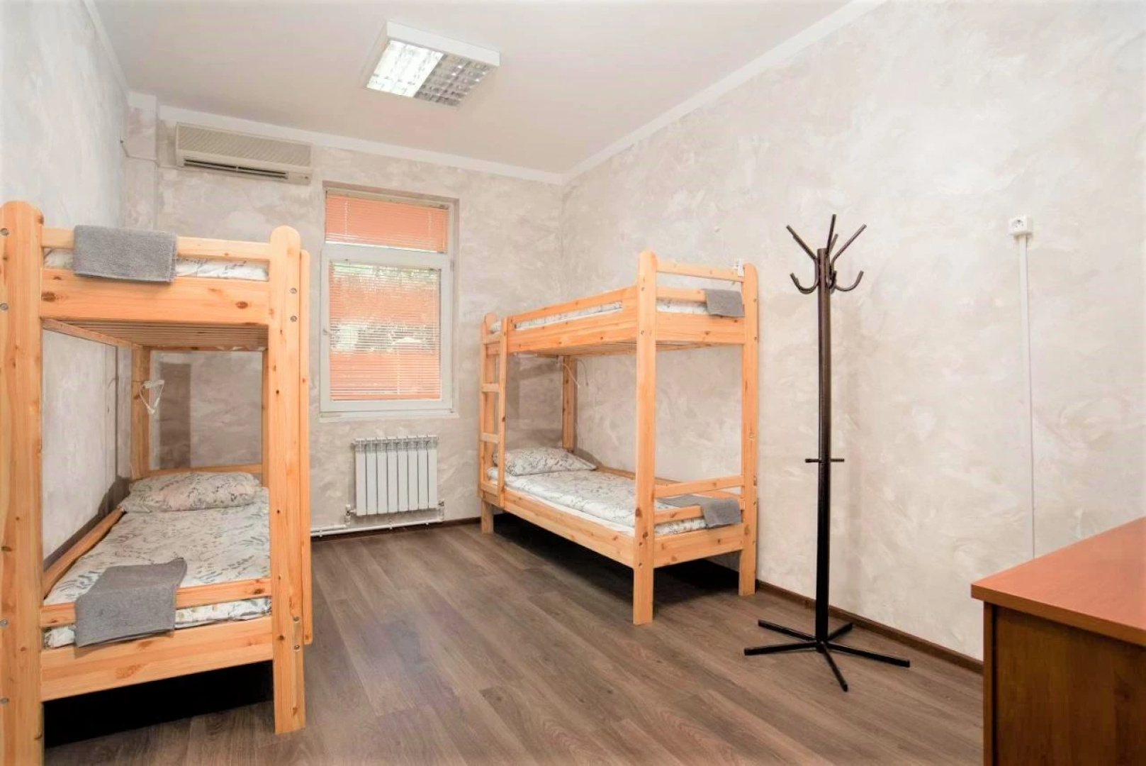 Отель Манжари