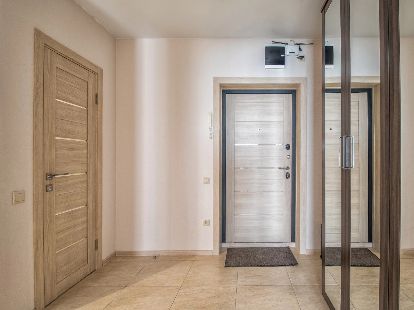 Апартаменты LUX Apartments on Telmana St.