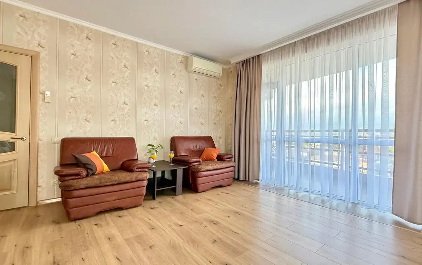 Квартира Ri-apart Трехкомнатная Адлер пер Богдана Хмельницого 10