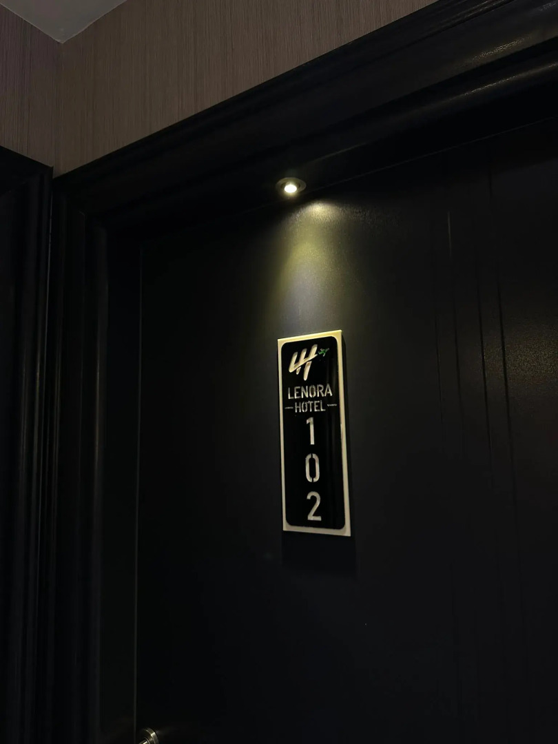 Lenora Airport Hotel