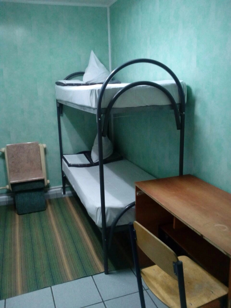 Gnezdo Mira Hostel