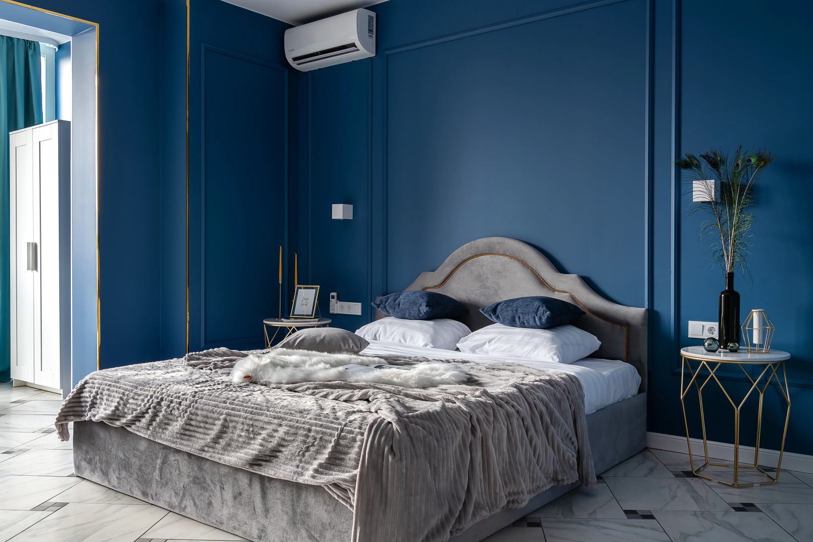 Меблированные комнаты The V Central by VVO Apartments