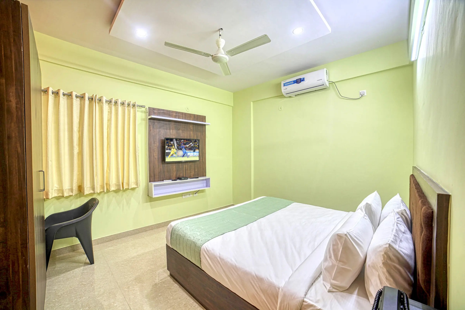 Отель Red Key Bangalore Airport