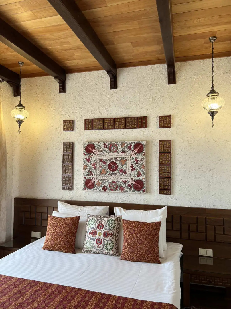 Отель Джеваль