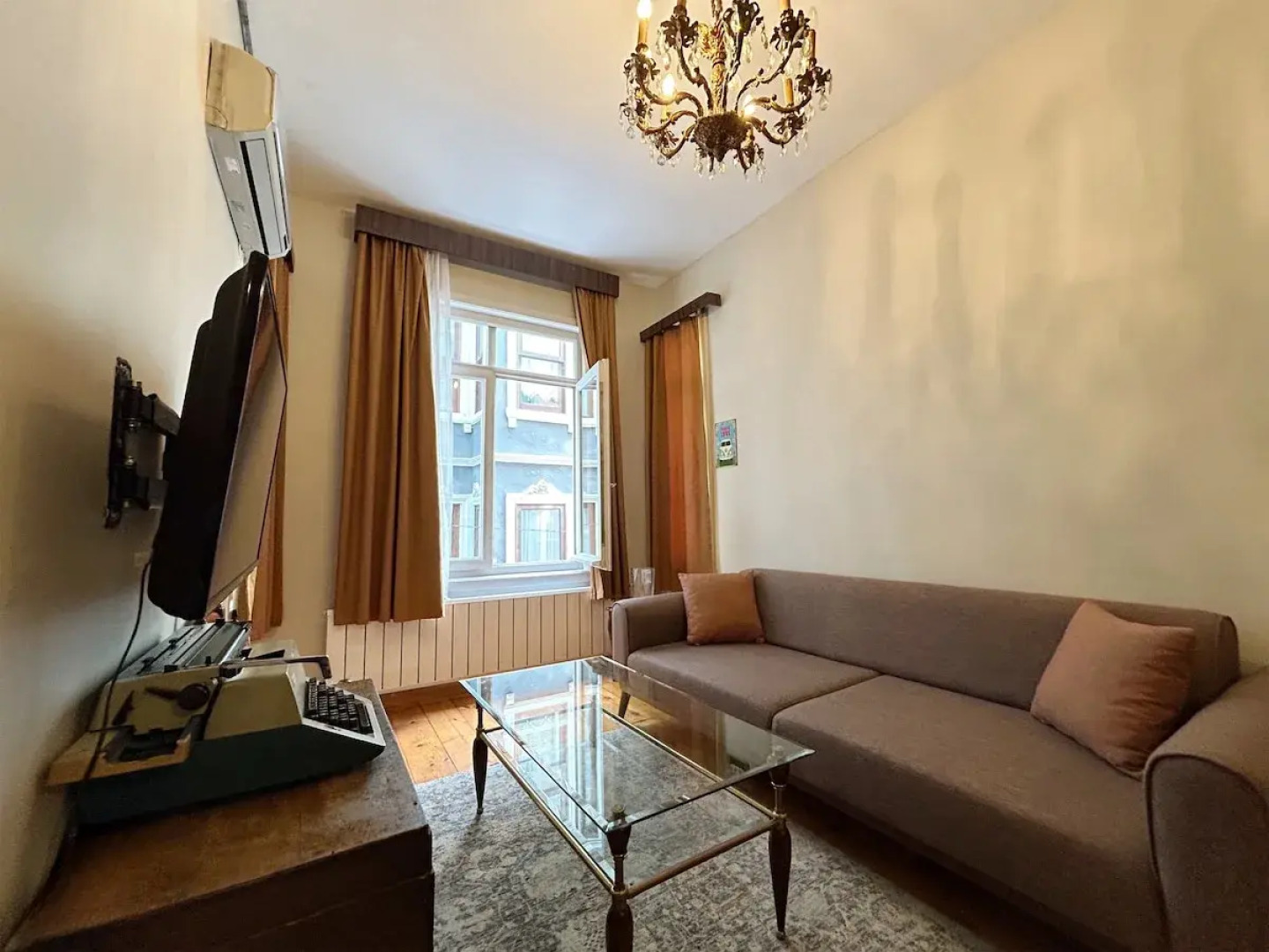 Апартаменты 3 Bedroom with local charm in Galata
