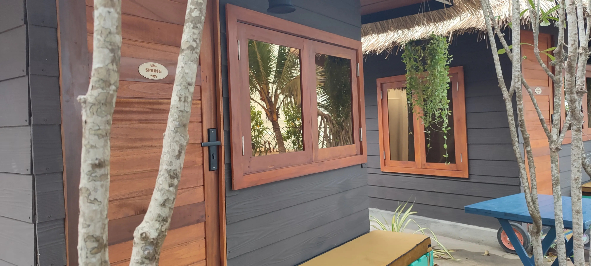 Мини-отель Tomorrowland Beach Villas & Fisherman's Wharf Restaurant