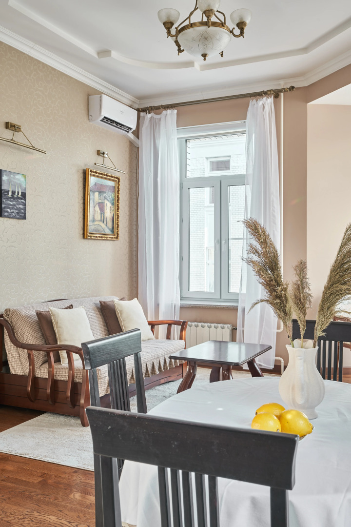 Апартаменты в Доходном доме на Патриарших прудах