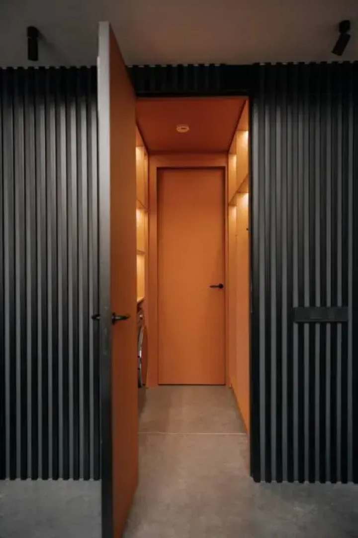 Апартаменты Four Rooms Нуар 320