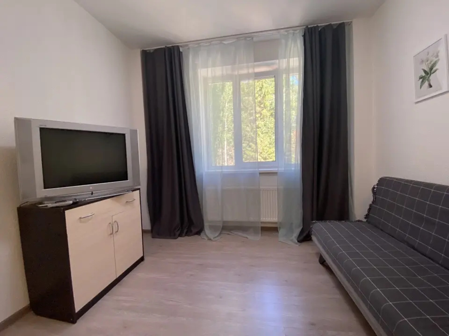 Квартира двухкомнатная (57кв.)  рядом с Зоо, ИжГТУ, Купол Семейная Botanika House