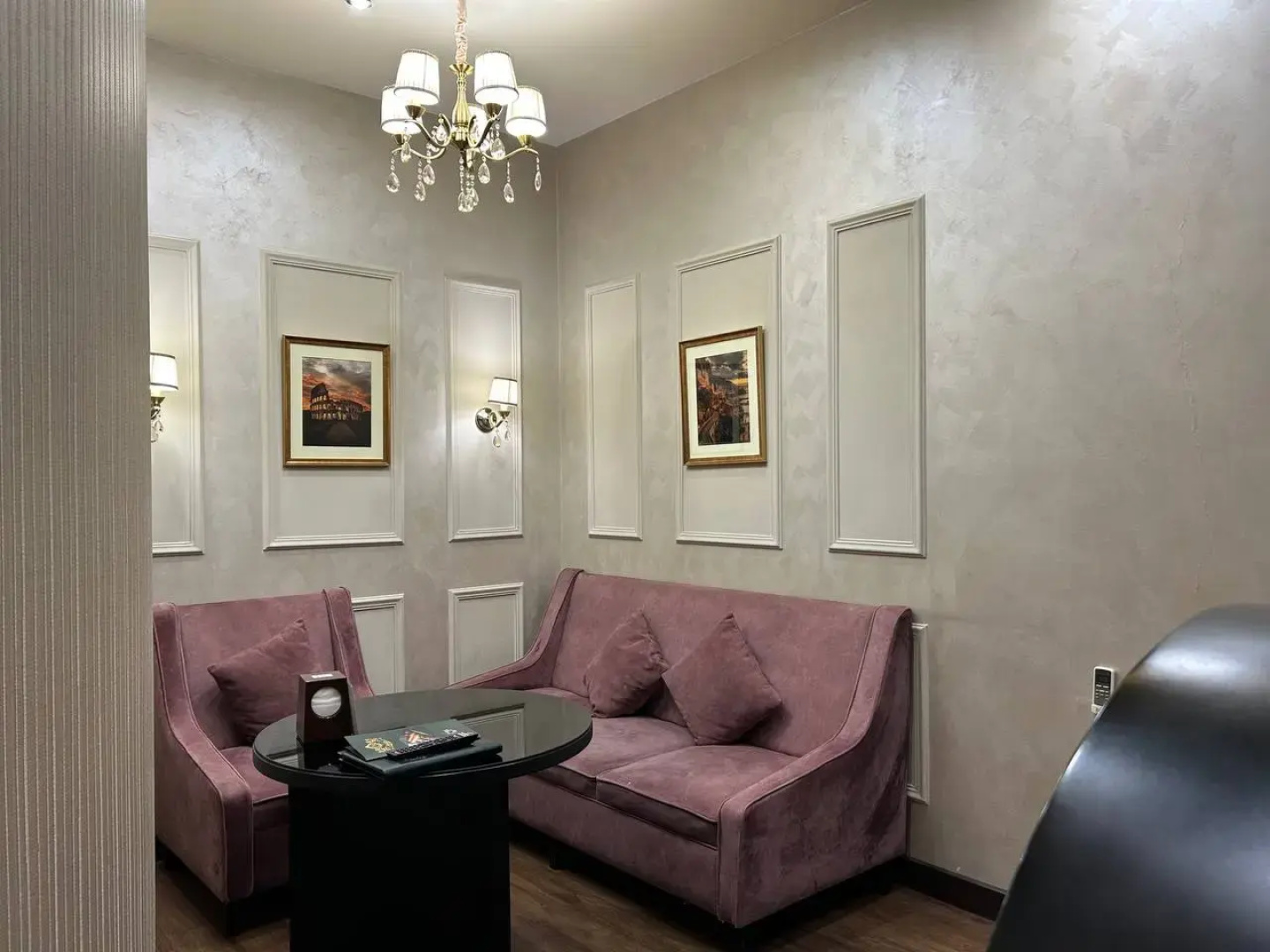 Отель Roma Yerevan & Tours