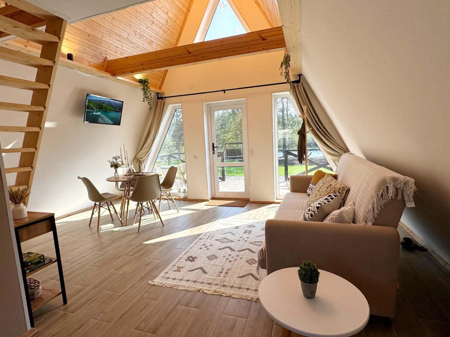 Гостевой дом на берегу реки