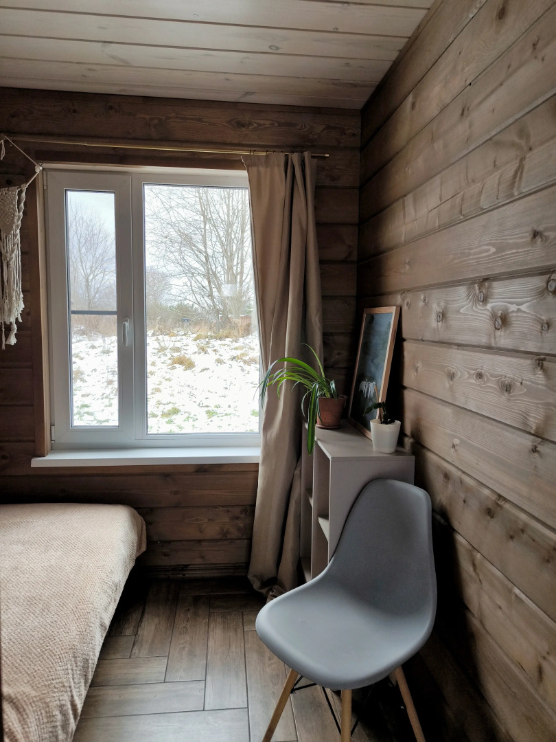 Частный дом Чёрный домик у озера Отрадное