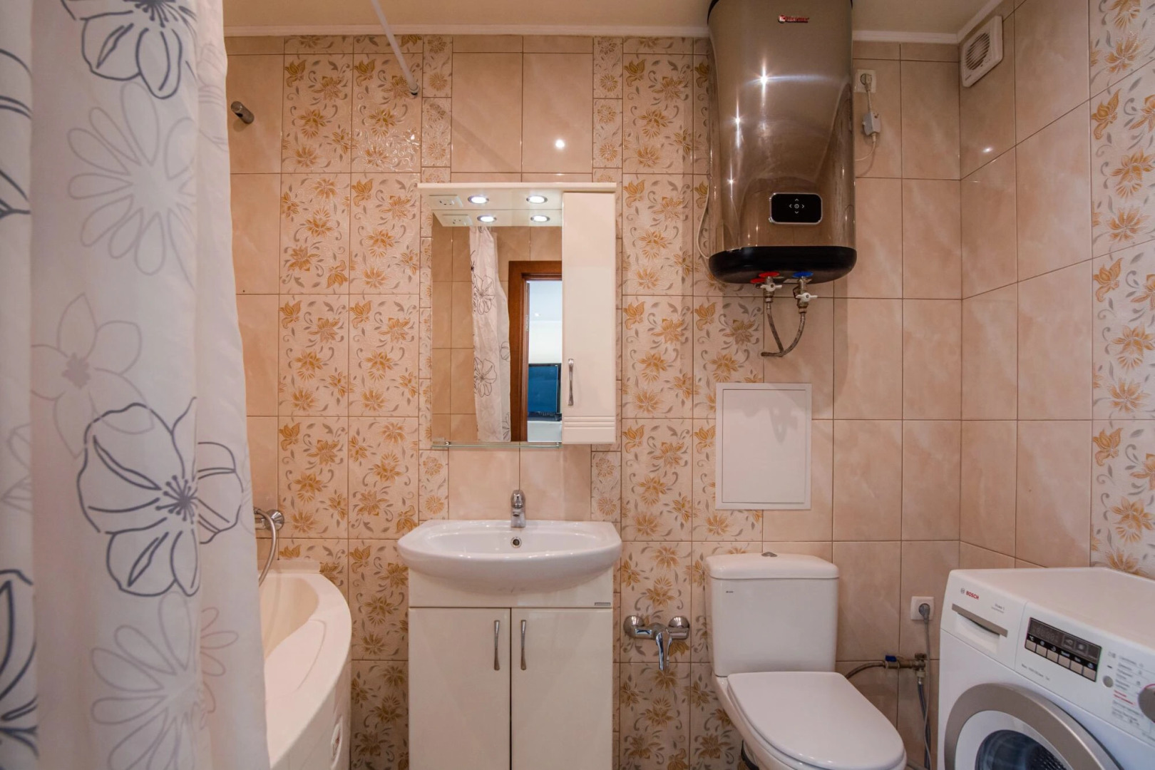 Квартира с Видом на Волгу