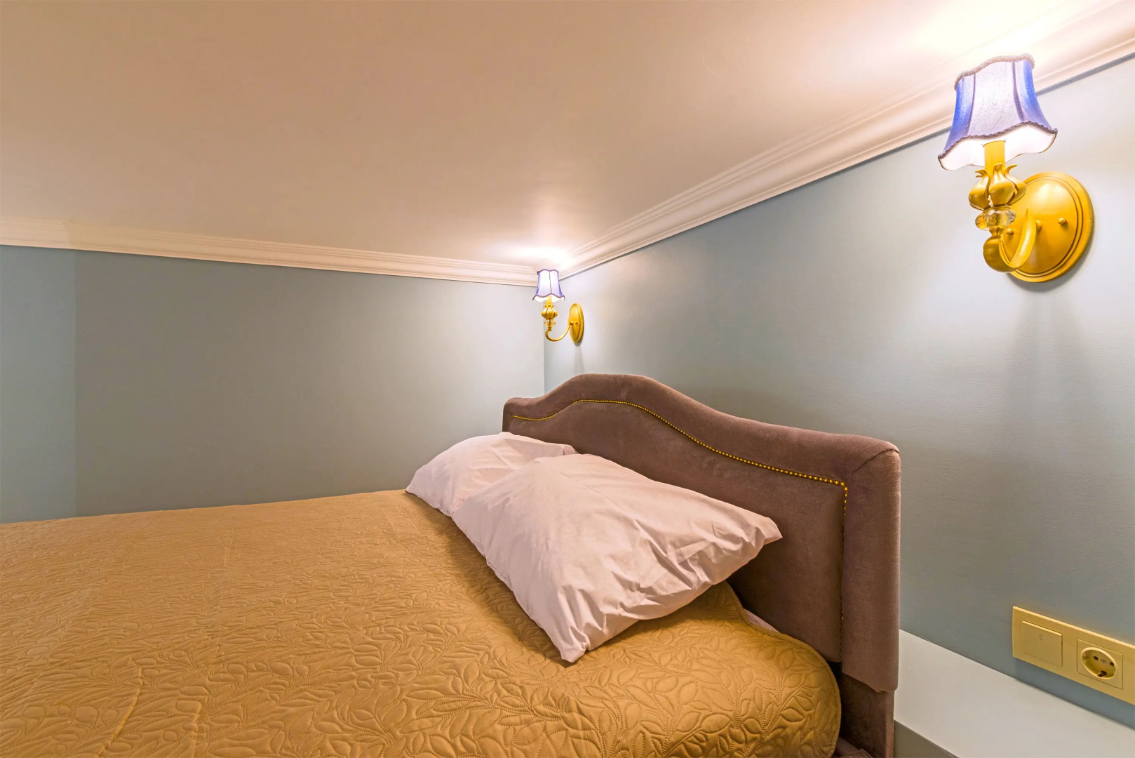 Квартира Двухкомнатная у Русского Музея в Доме Художников BookingSPB