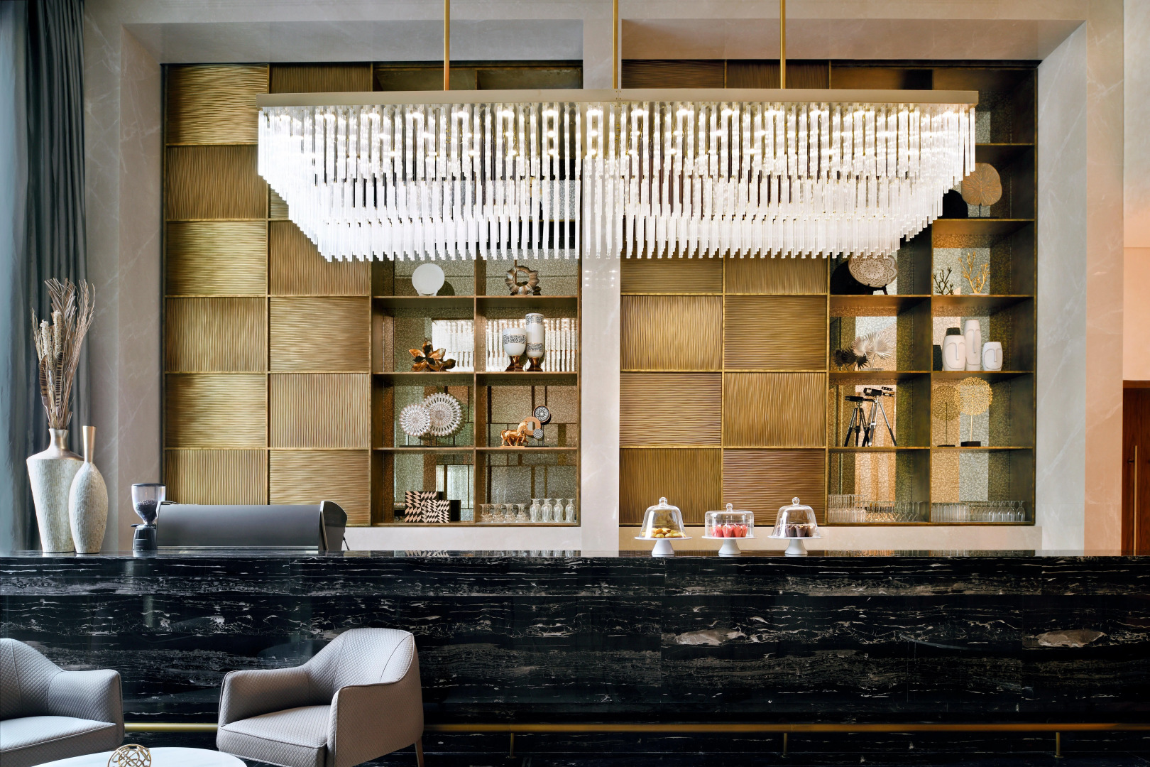 Holiday Inn Dubai al-Maktoum Airport, an IHG Hotel