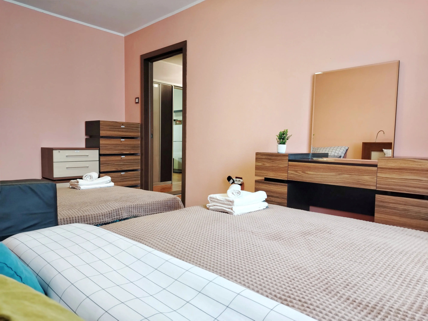 Квартира 2-комнатная у ТЦ Матрешка