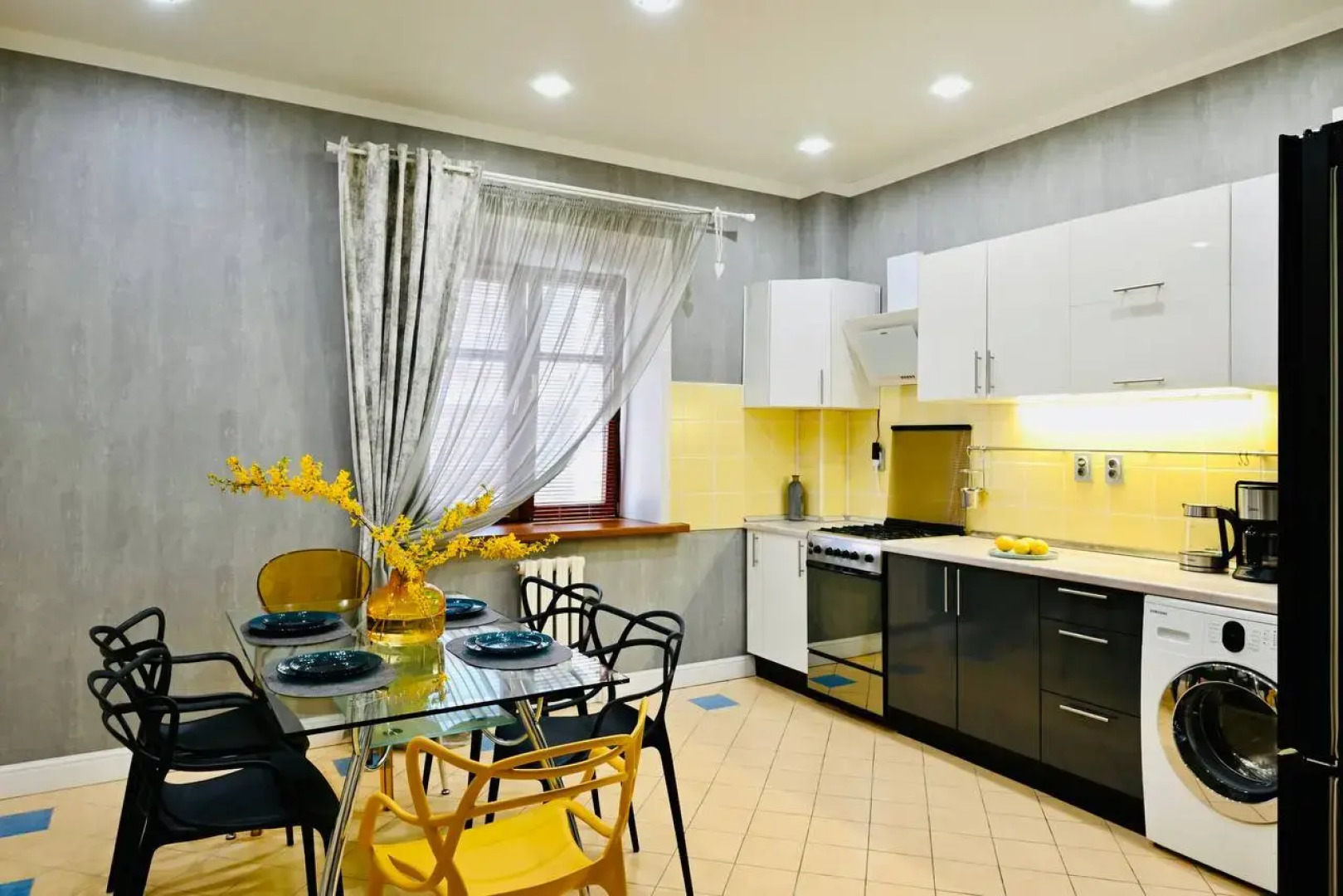 Апартаменты Happy Home Большая Семейная Квартира