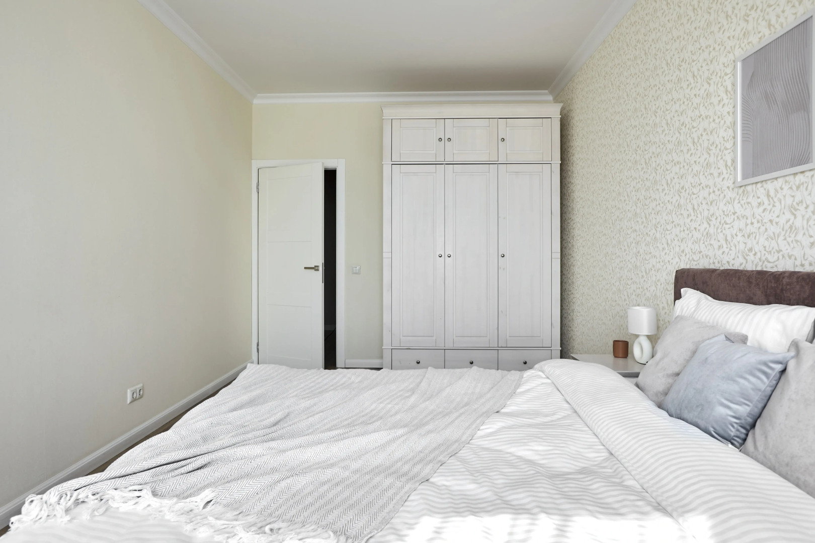 Квартира Moon на Красуцкого Satin home