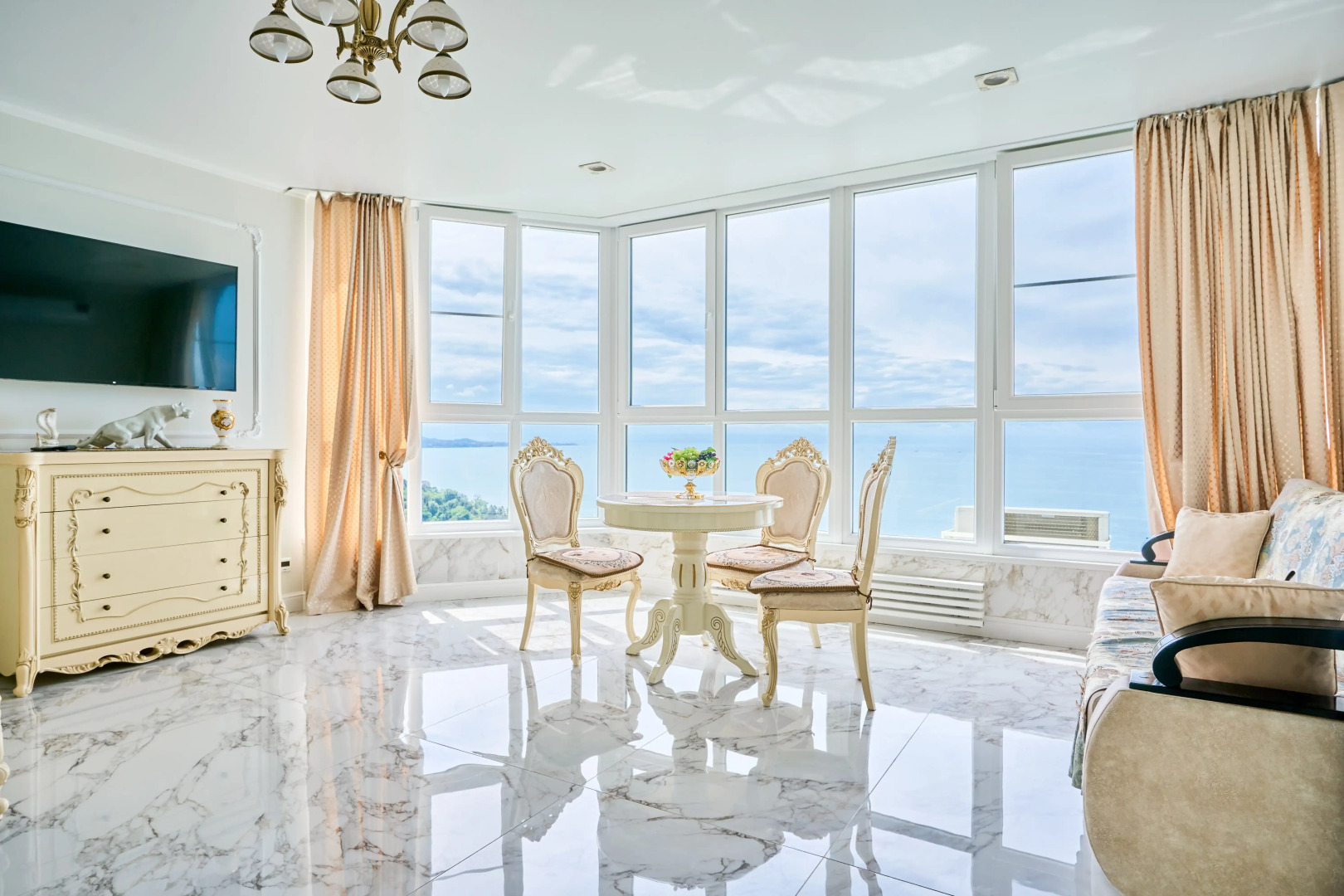 Квартира Deluxe Apartment 45 м2