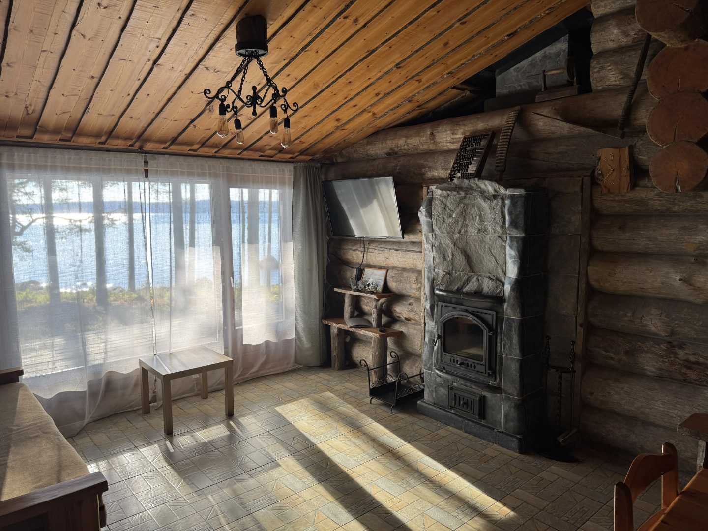 Коттедж Карелия Медвежка Четырехместный