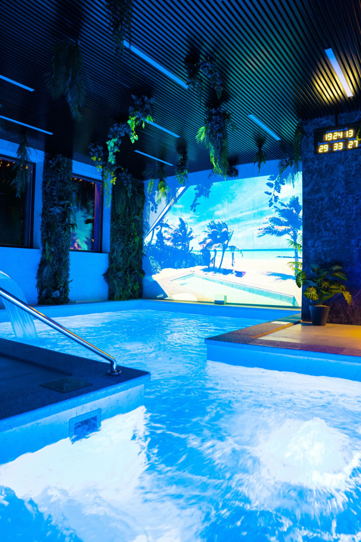 Апартаменты 3-х комнатные дизайн 70м2 в частном доме с бассейном и спа -комплексом