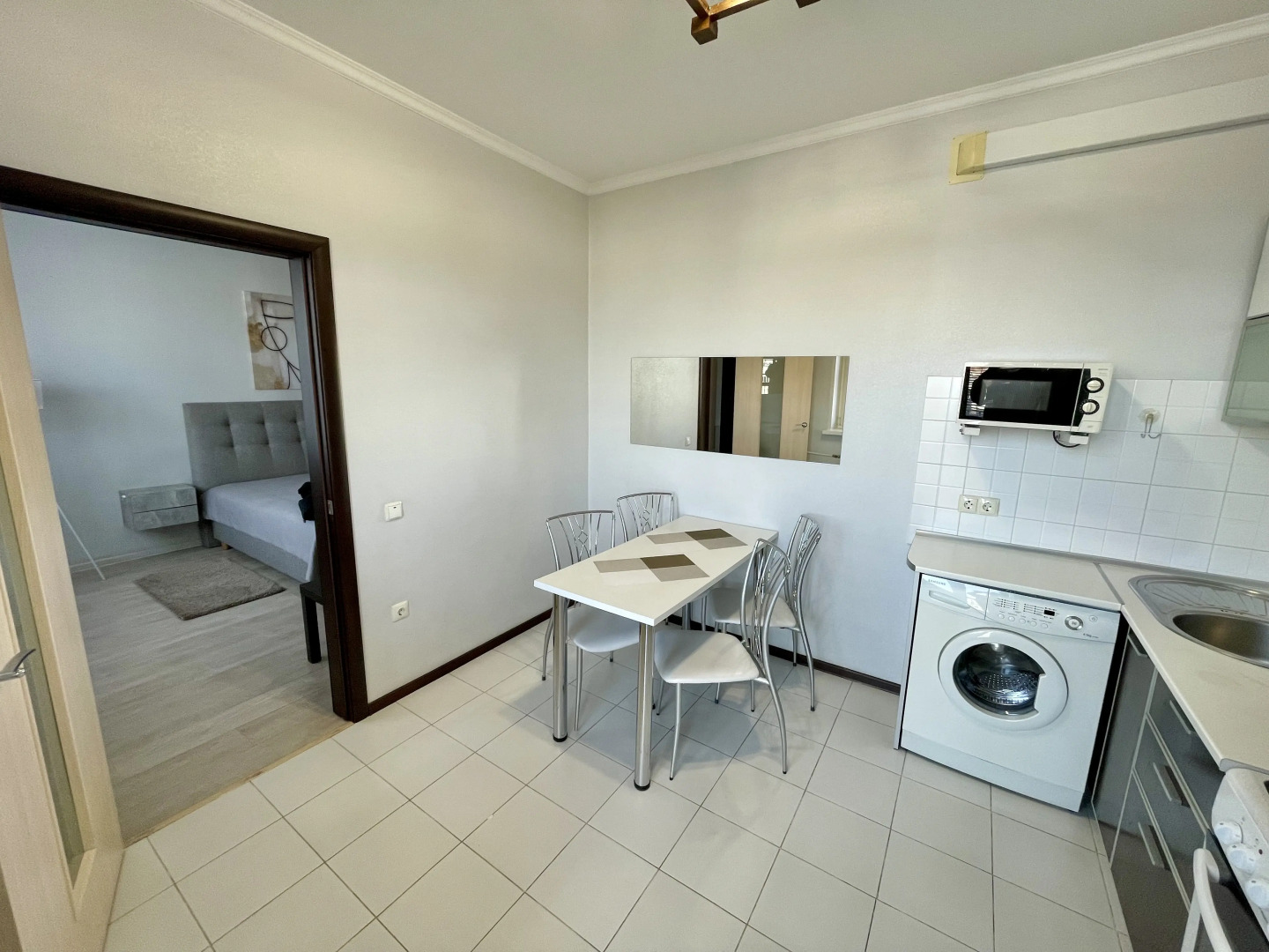 Апартаменты Авиаторов 23