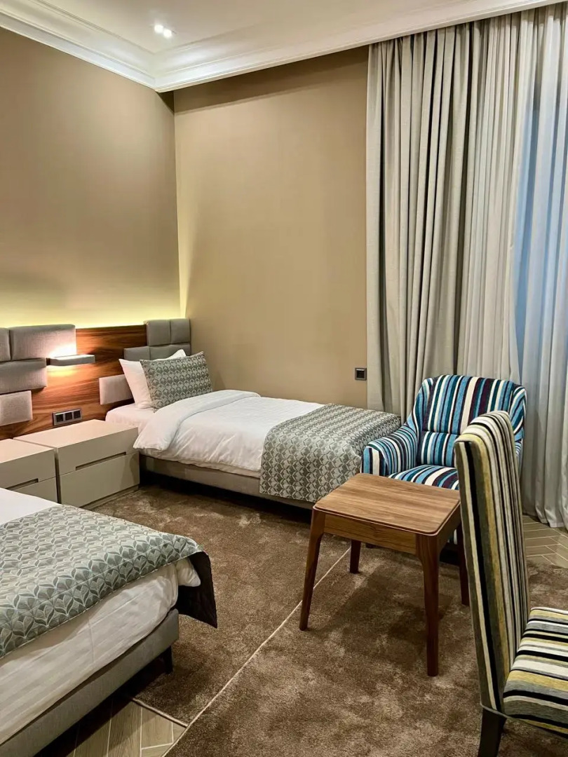 Отель Plaza Viktoria