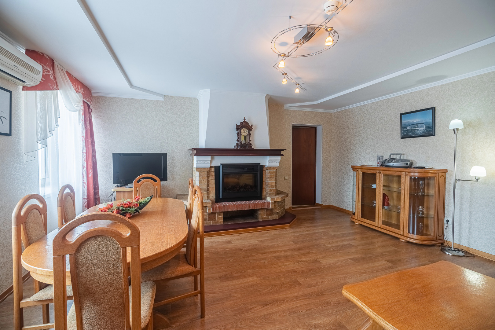 Гостиница Саратовская