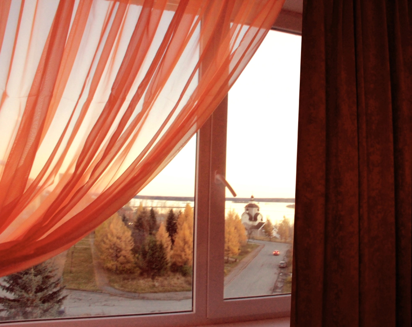 Отель Карелия