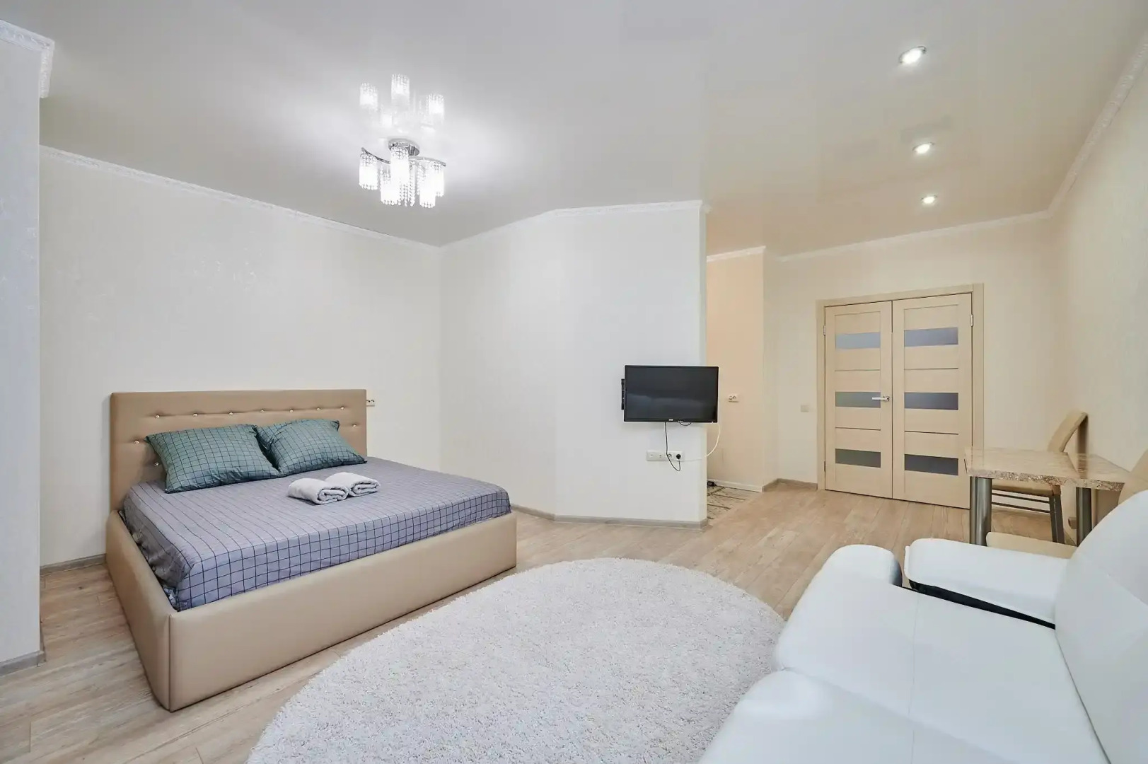 Квартира Шикарная Студия на 1-ой Окружной