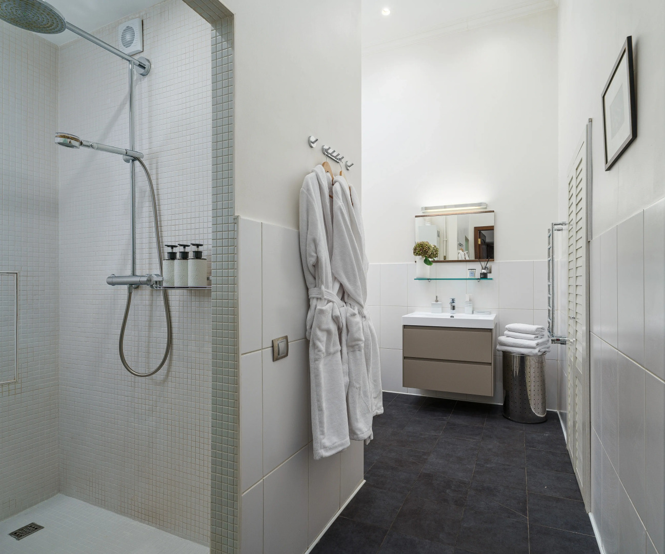 Апартаменты с видом на канал Грибоедова у Невского проспекта