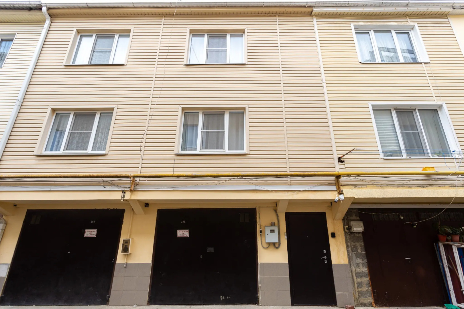 Апартаменты 2-комнатные в таунхаусе с гаражом в Кудепсте