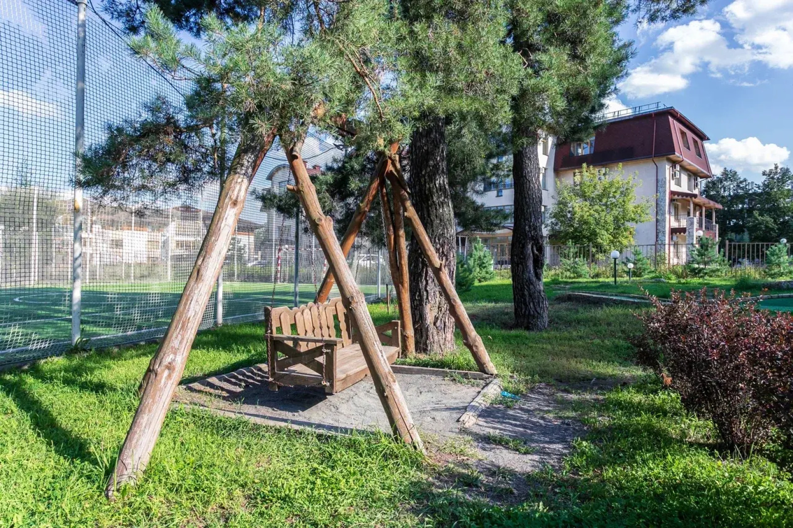 Апарт-отель Яхонтовый Лес