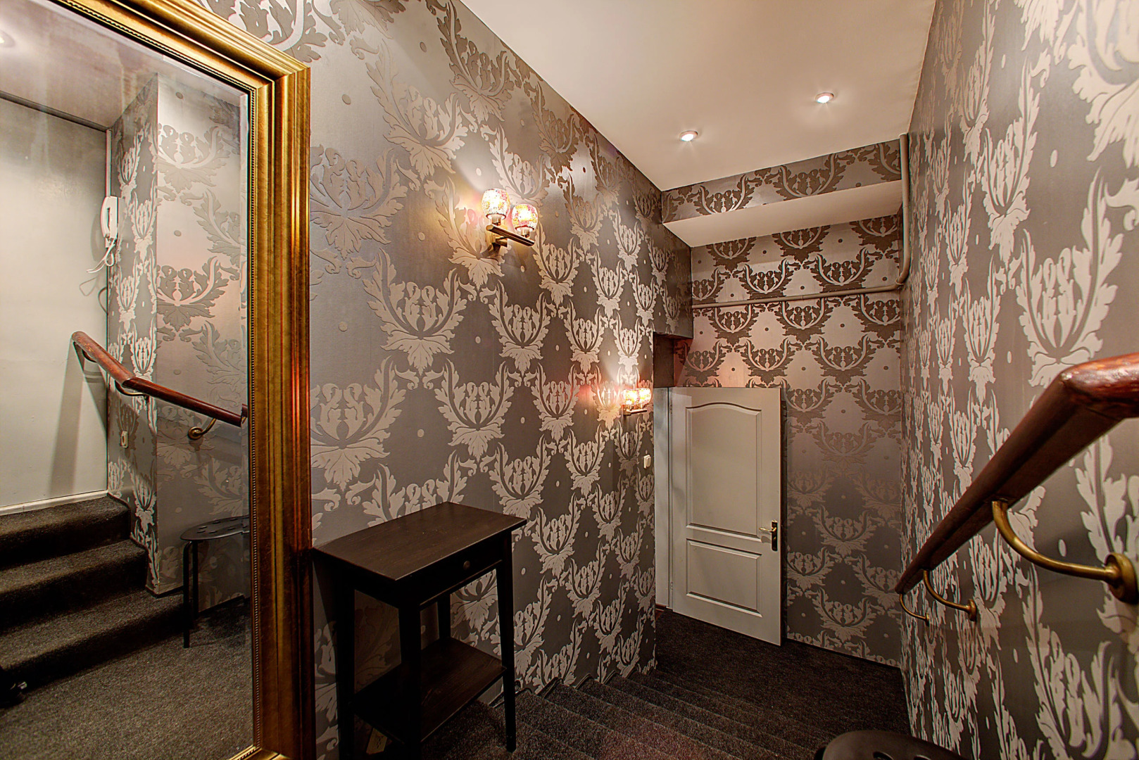 Квартира Лонго Большая Конюшенная 4